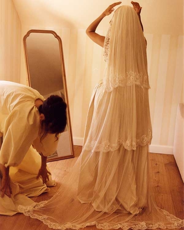 Should Bridesmaids Pay for Their Expenses?