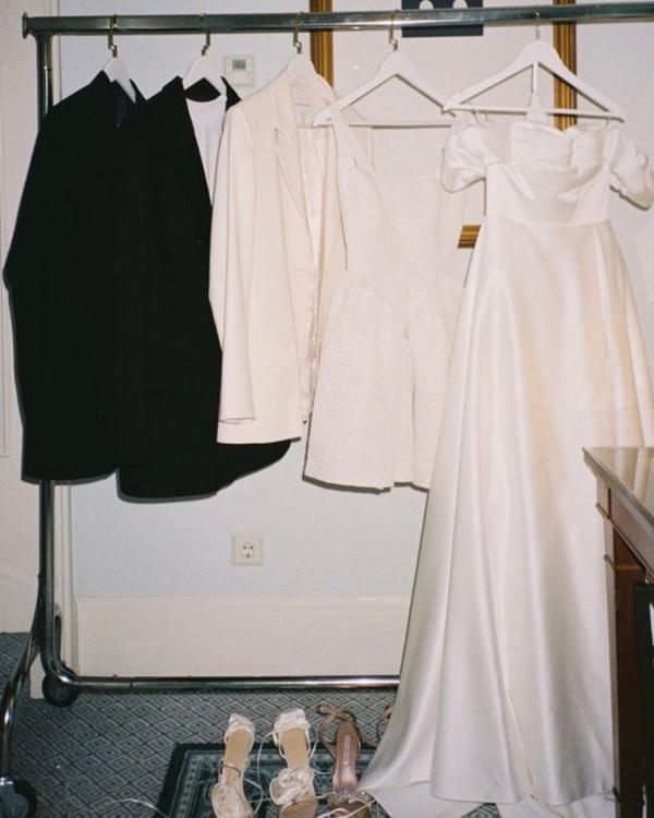 The Wedding Wardrobe Unpacked: Pros & Cons