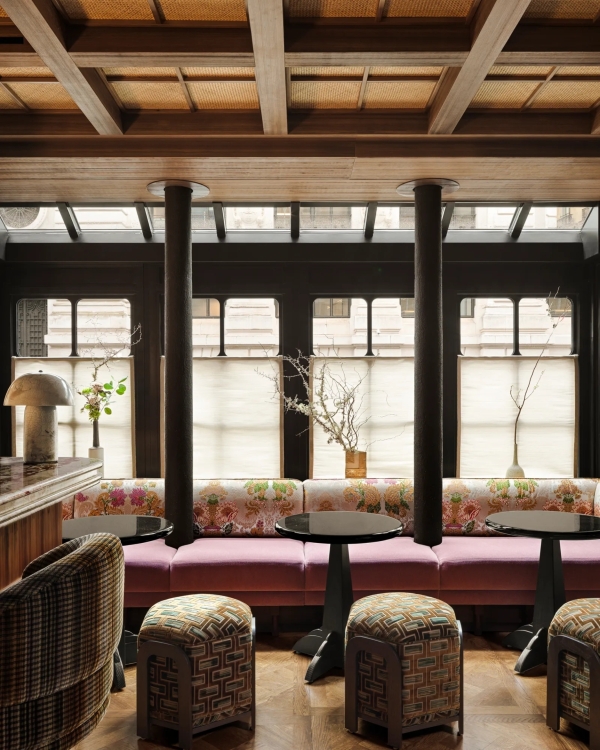 10 Romantic New Hotels in Paris View