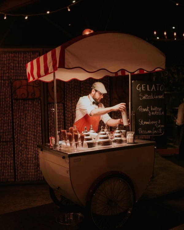 8 Late-Night Snacks for Your Wedding After Party