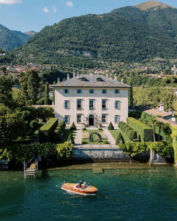 15 Awe-Inspiring Garden Wedding Venues Around the World