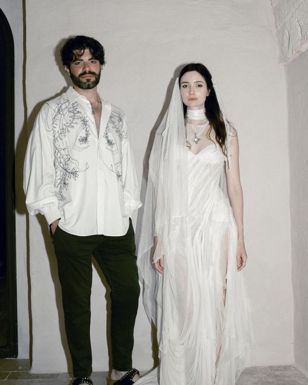 45 Chic Wedding Day Style Ideas for Brides & Grooms