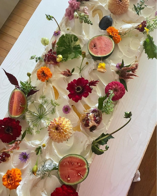 10 Major Wedding Cake Trends for 2025