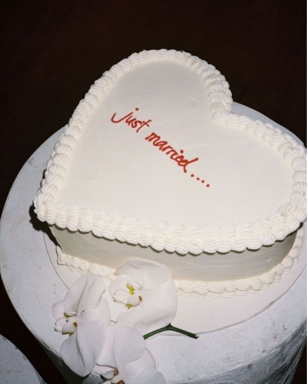 10 Major Wedding Cake Trends for 2025