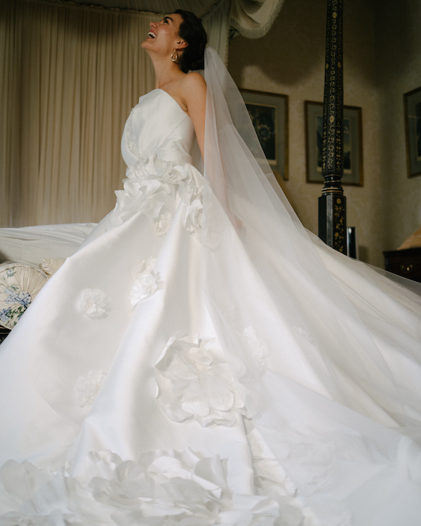 A Colorful Wedding Amongst the Costwolds Countryside