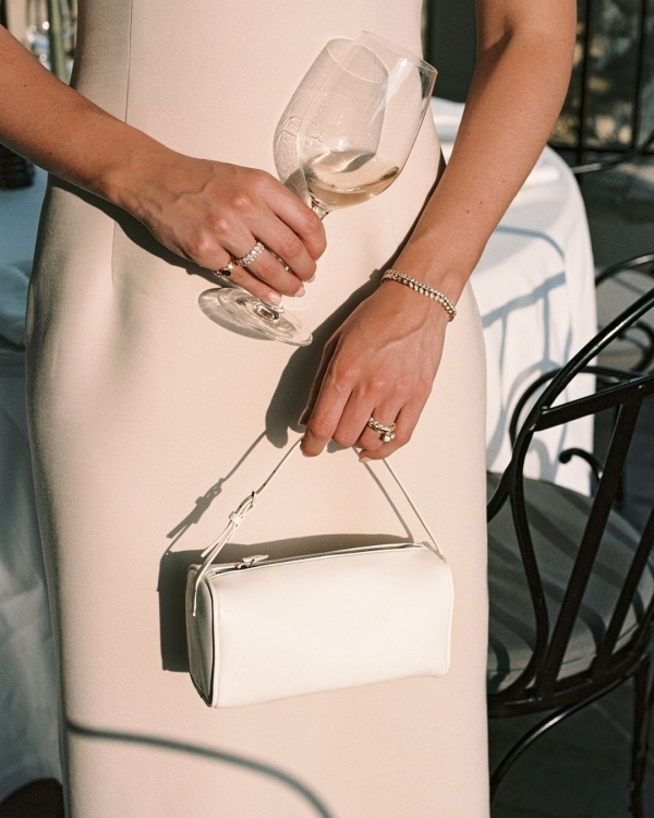 10 Things You Should Never Do at a Wedding