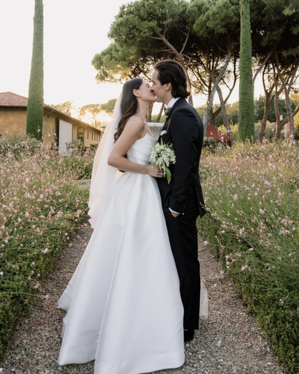 A Classic and Elegant Celebration in Italy