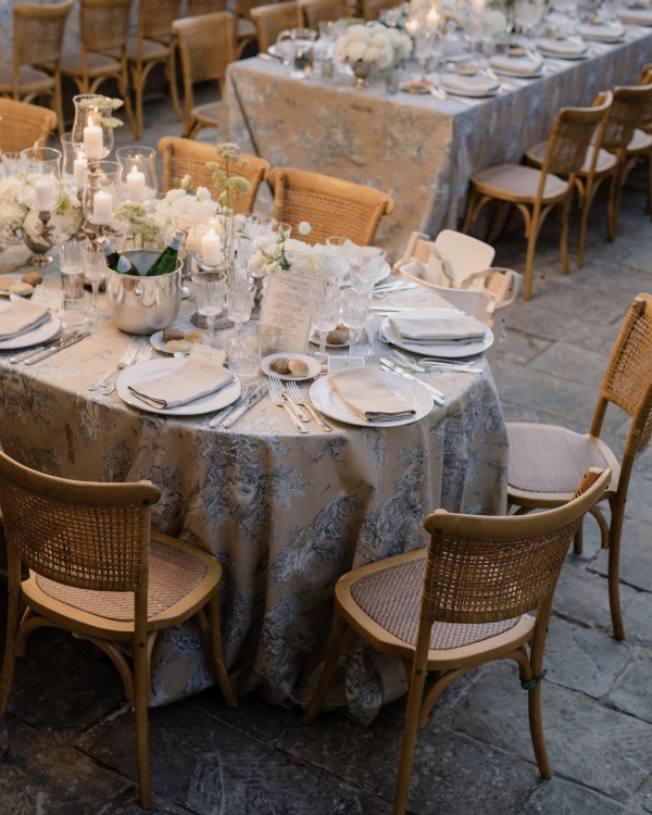 A Classic and Elegant Celebration in Italy