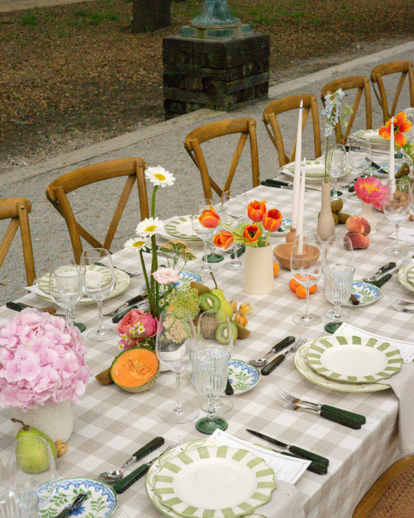 Florists Oh, Maria Flores