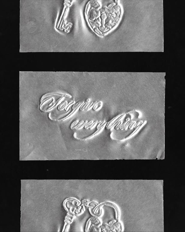 Trend: Mixed Metal Stationery & Signage