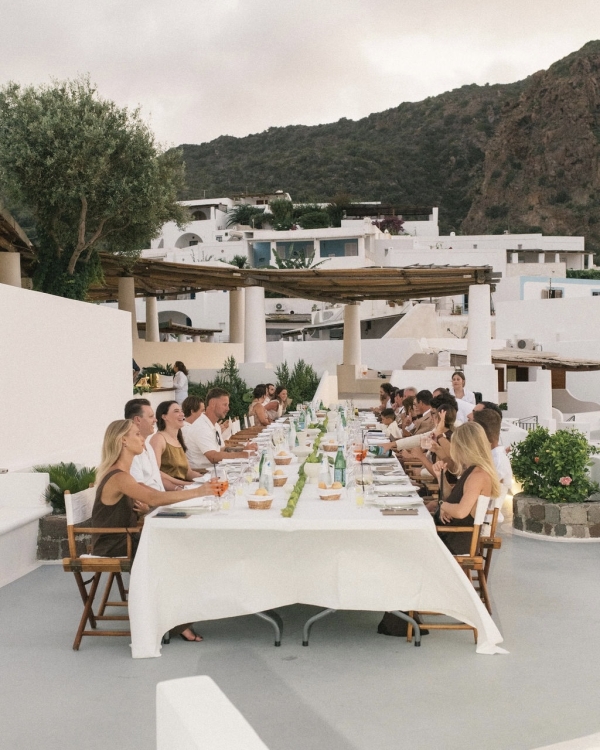 A Minimalist Seaside Wedding on the Breathtaking of Panarea, Sicily