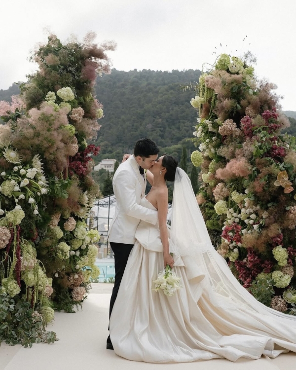 How to Navigate Different Wedding Visions as a Couple