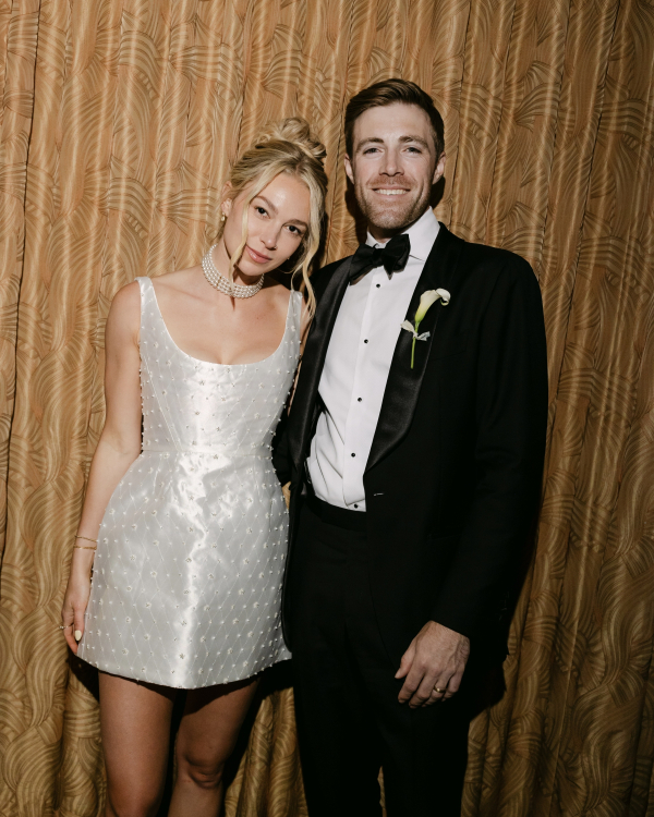 An Chic Buttercream Garden Wedding in Colorado