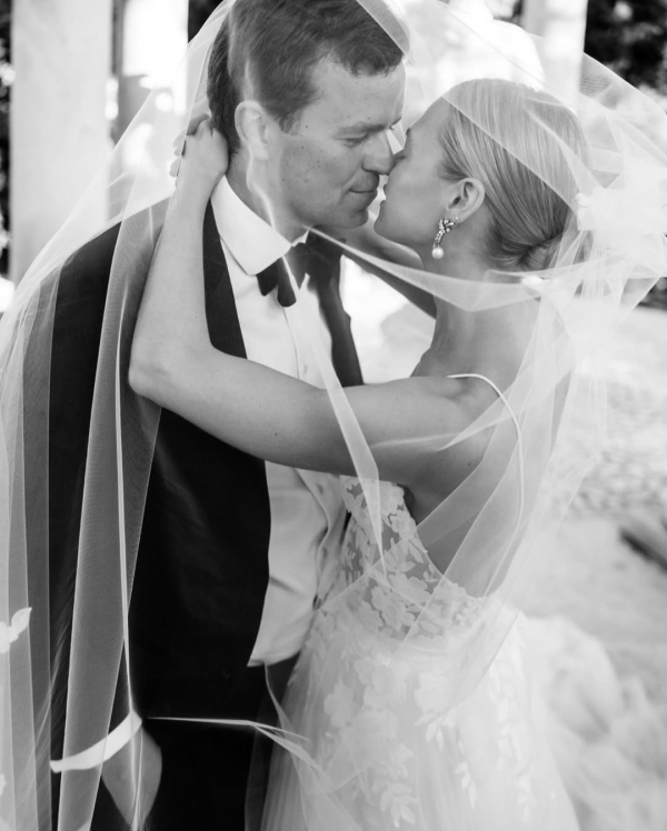 35 Must-Know Tips from Top Wedding Photographers