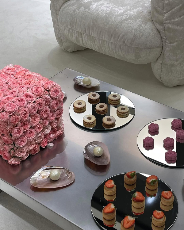 Trend: Geometric Floral Arrangements