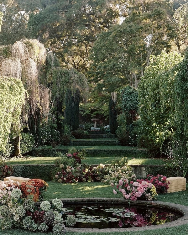 How to Navigate Different Wedding Visions as a Couple