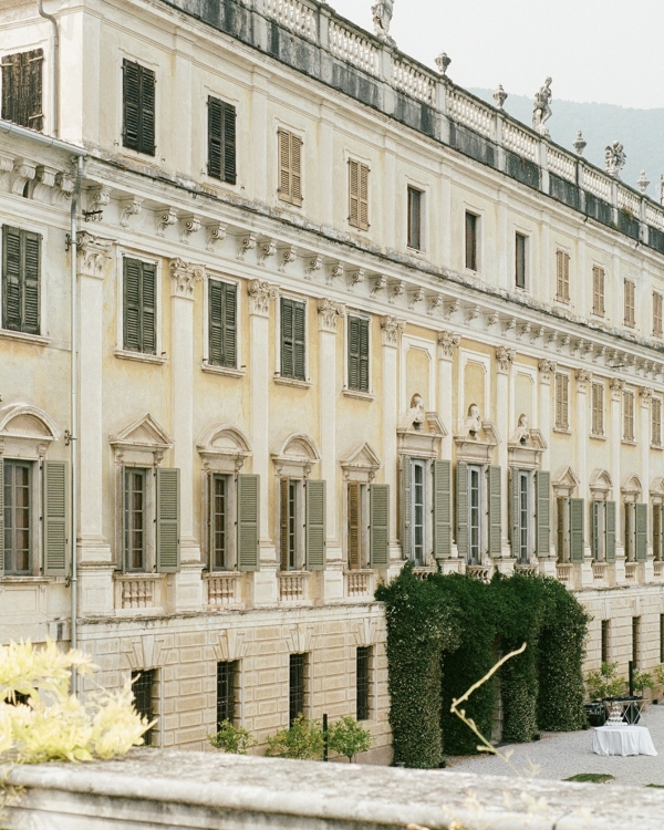A Chic Black Tie Editorial-Inspired Wedding on Lake Garda, Italy