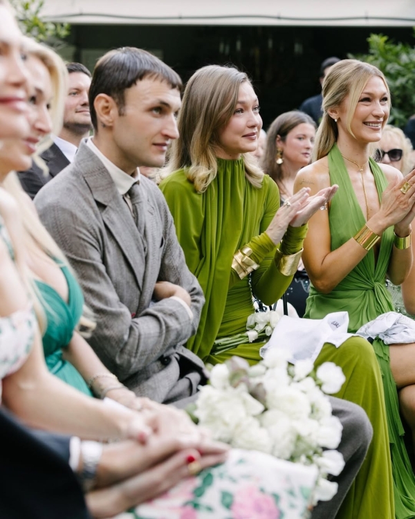 Bridesmaids With Different Styles? How to Make Their Looks Feel Cohesive