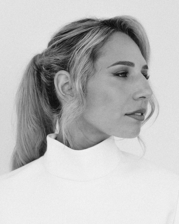 A Minimalist Seaside Wedding on the Breathtaking of Panarea, Sicily