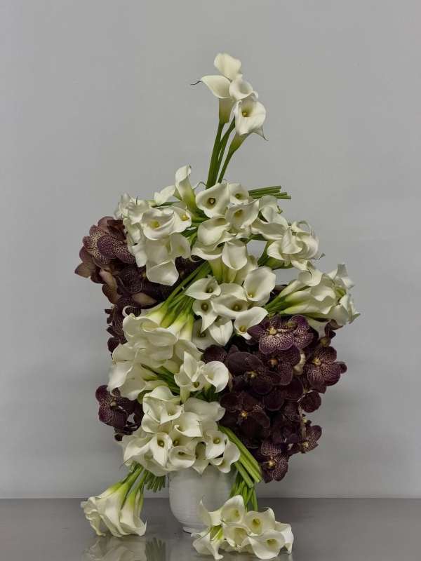 10 Expert Tips for Wedding Flowers That Feel Creative, Considered and Completely You