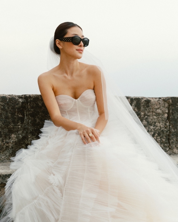 A Chic Black Tie Editorial-Inspired Wedding on Lake Garda, Italy