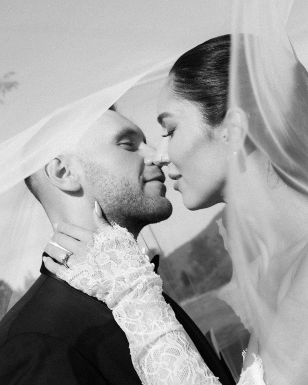 16 Best Wedding Photographers in Canada | Canadian Professional Photography | TOP Luxury Bridal Photographers