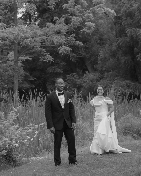 A Romantic Garden Wedding with Whimsical Foraged Blooms & Berries