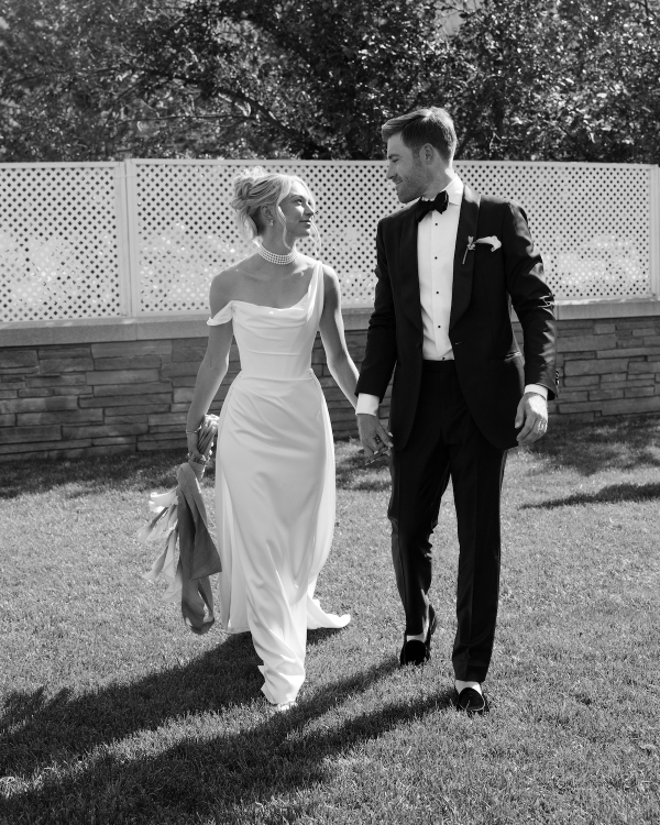 An Chic Buttercream Garden Wedding in Colorado