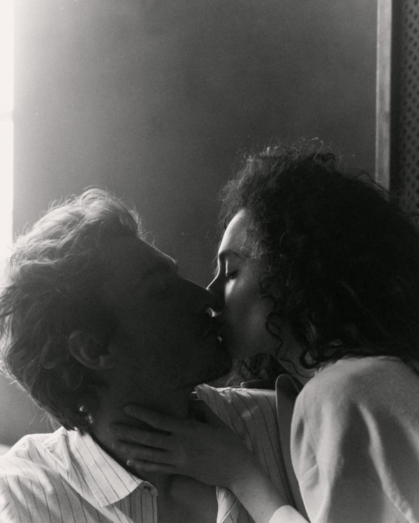 How to Tell If Your Fiancé Has Cold Feet (and What You Can Do About It)