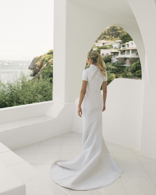 A Minimalist Seaside Wedding on the Breathtaking of Panarea, Sicily