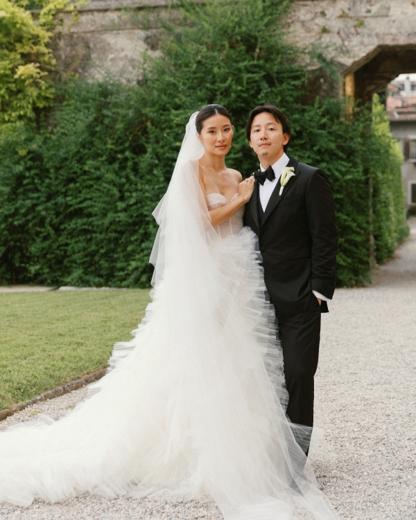 A Chic Black Tie Editorial-Inspired Wedding on Lake Garda, Italy