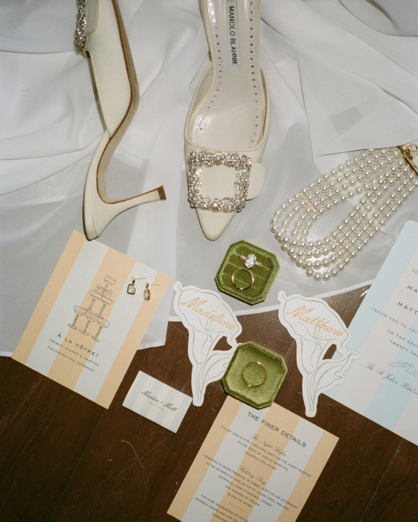 An Chic Buttercream Garden Wedding in Colorado