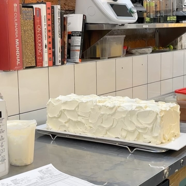 Cakes & Catering María Amaría