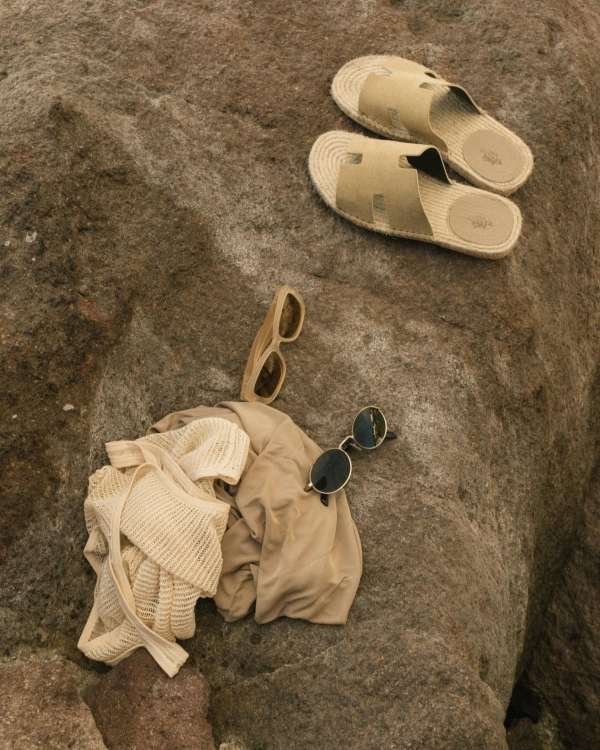 A Minimalist Seaside Wedding on the Breathtaking of Panarea, Sicily