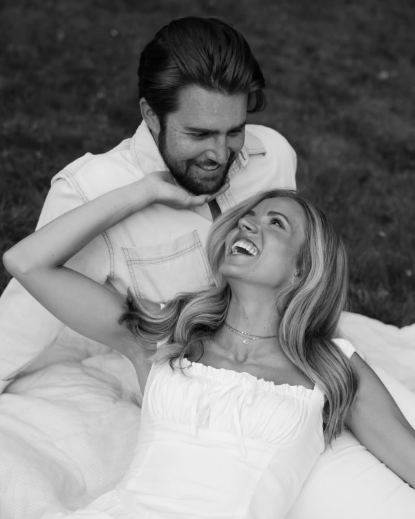 How to Tell If Your Fiancé Has Cold Feet (and What You Can Do About It)