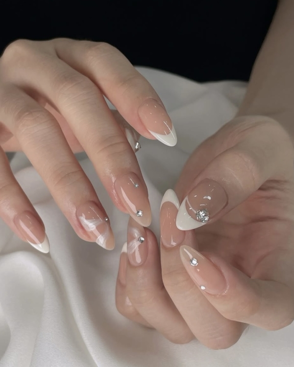 30 Bridal French Manicures to Save to Your Wedding Mood Board