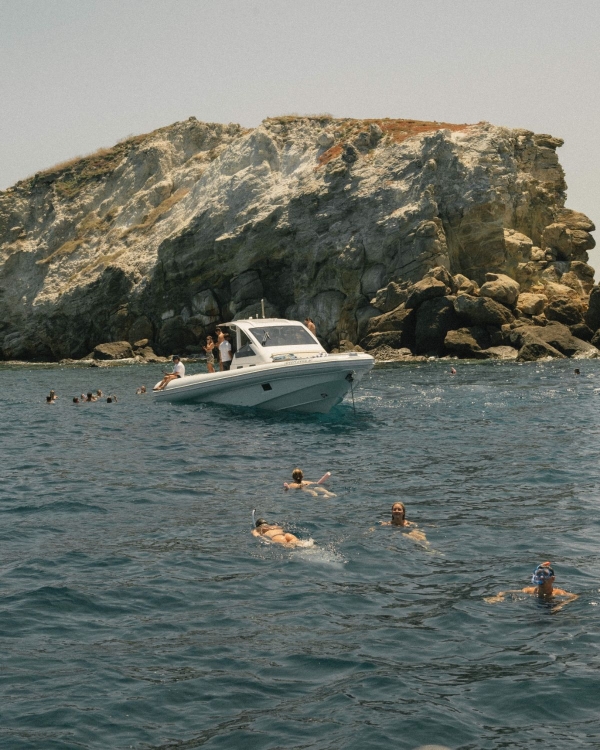 A Minimalist Seaside Wedding on the Breathtaking of Panarea, Sicily