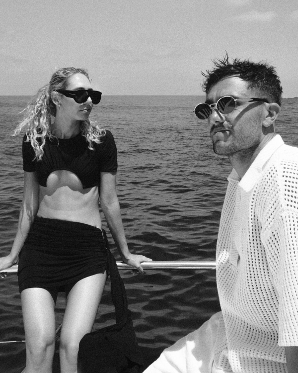 A Minimalist Seaside Wedding on the Breathtaking of Panarea, Sicily