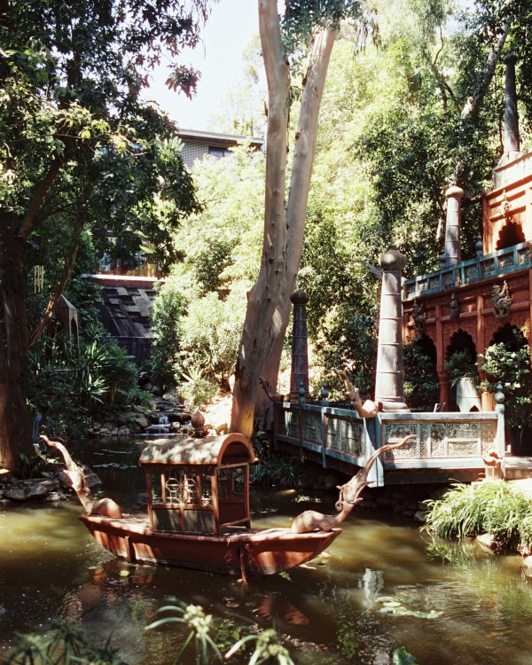 Maximalism Meets Art Deco Glamor in a Secret Garden Wedding in Hollywood