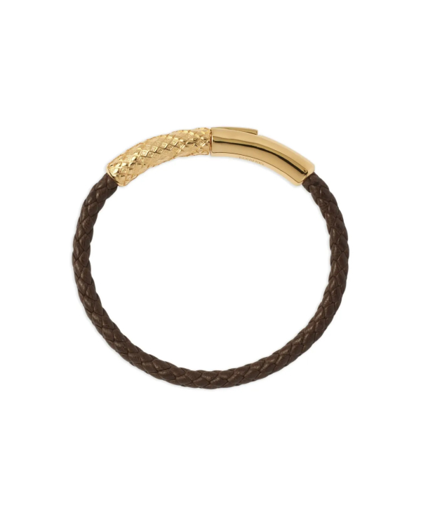 What Colors to Wear on New Year's Eve 2025?