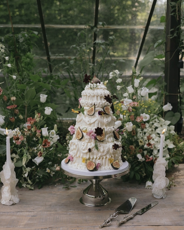 A Romantic Garden Wedding with Whimsical Foraged Blooms & Berries