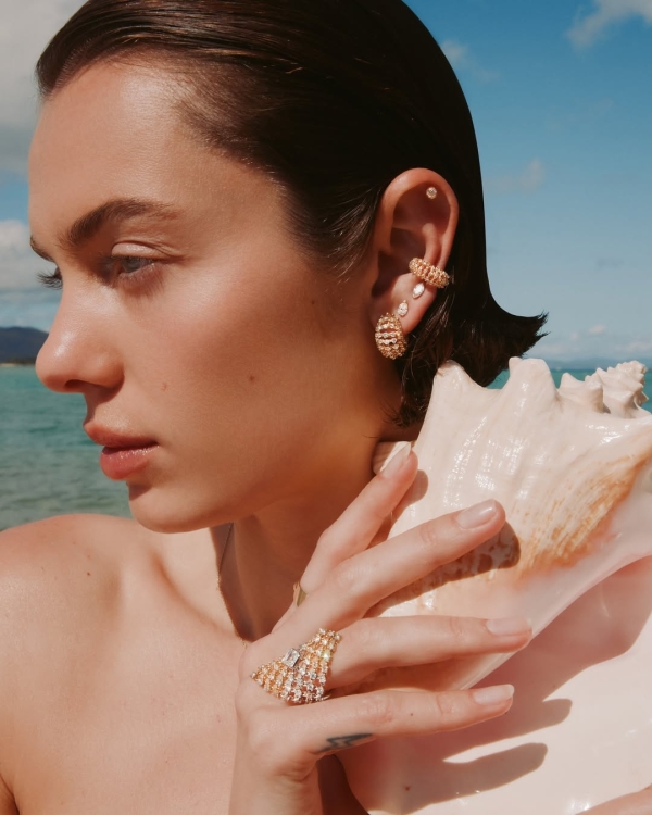 25 Fine Jewelry Stud Earrings Perfect for the Modern Bride