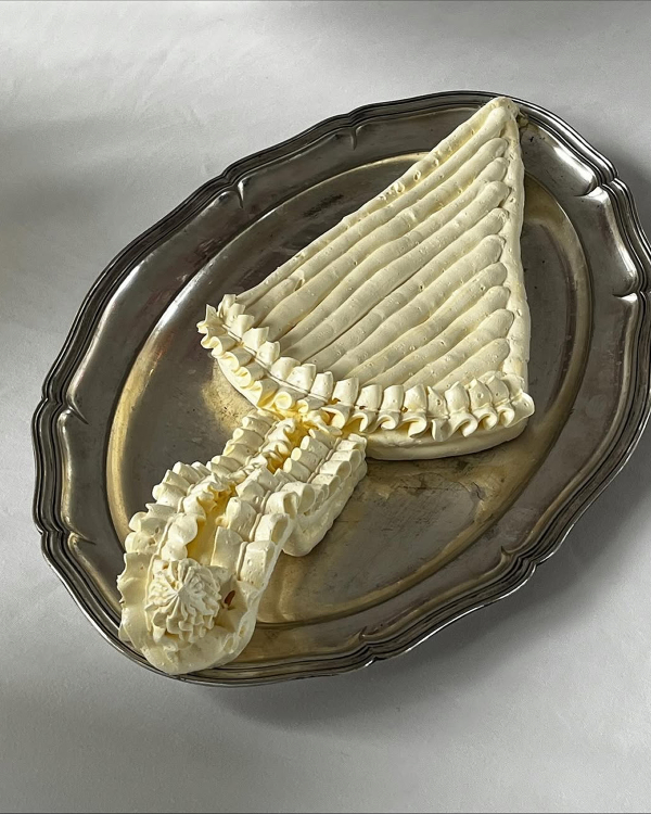 45 Creative Ways to Style and Display Food at Your Wedding