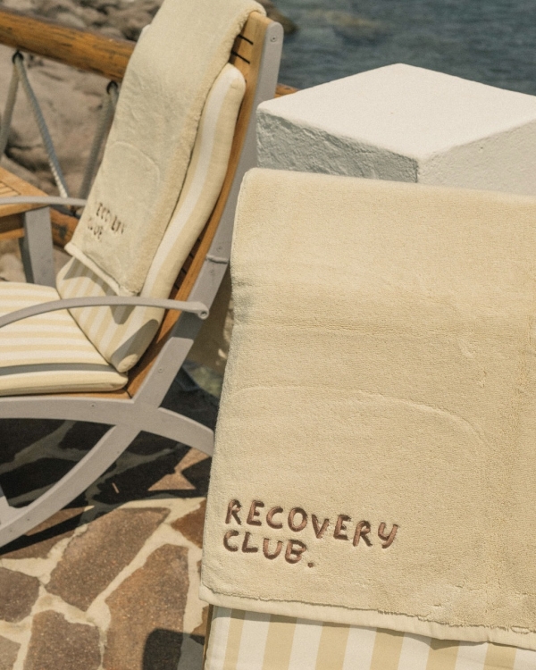 A Minimalist Seaside Wedding on the Breathtaking of Panarea, Sicily