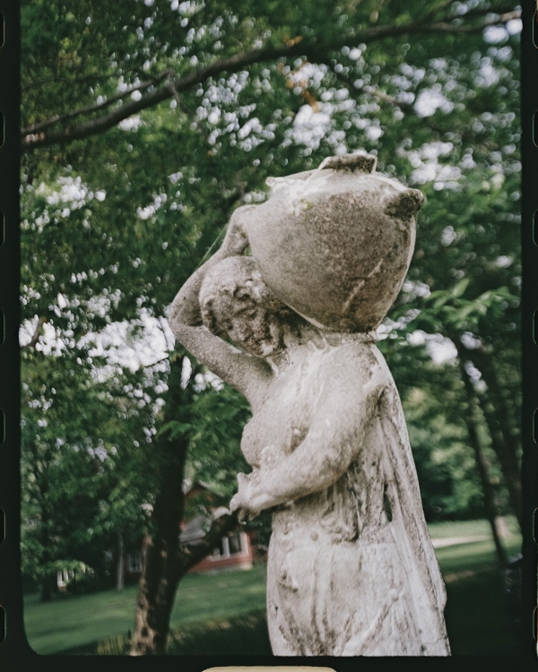 A Romantic Garden Wedding with Whimsical Foraged Blooms & Berries