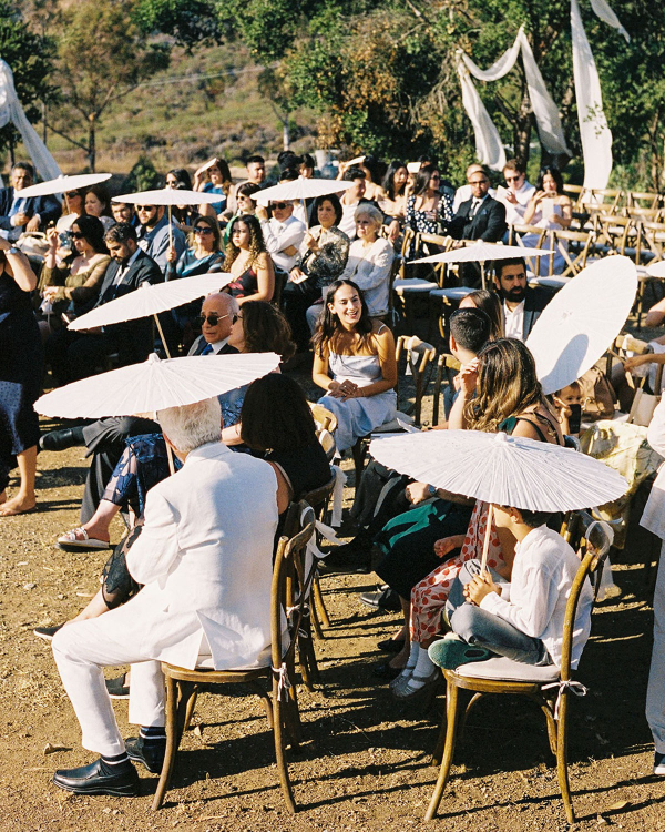 16 Best Wedding Photographers in Canada | Canadian Professional Photography | TOP Luxury Bridal Photographers