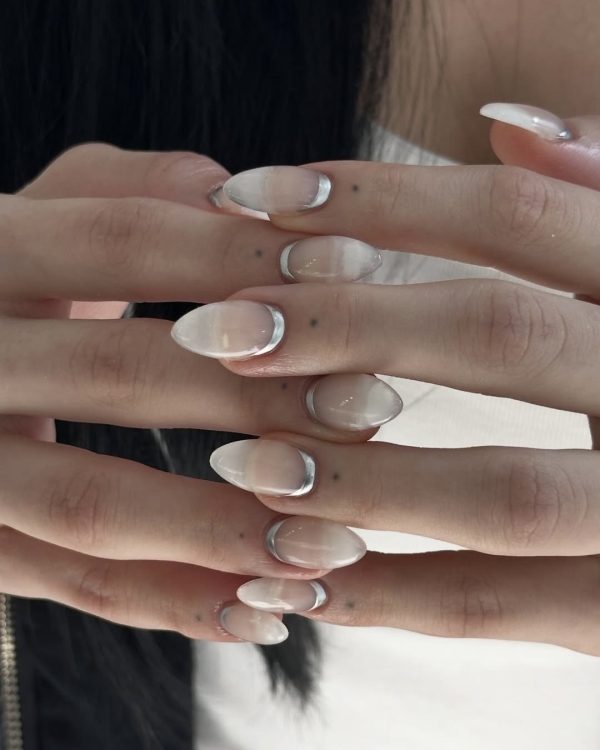 30 Bridal French Manicures to Save to Your Wedding Mood Board
