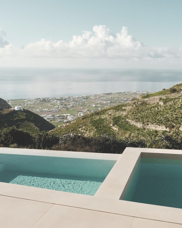 Island Hopping: 17 Romantic Island Destinations for Your Honeymoon