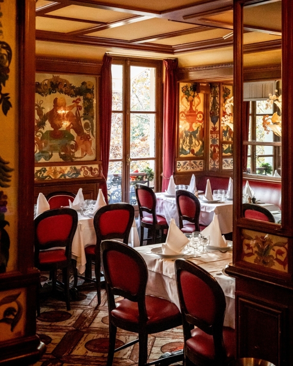 The Ultimate Guide to Paris: Where to Stay, Eat, and Shop