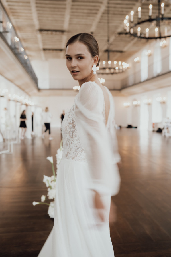 Beauty Dina Khmylova